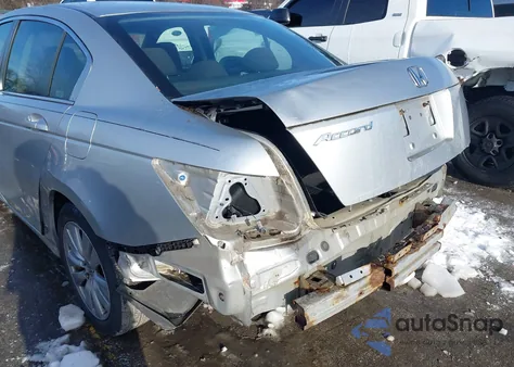 2009 Honda Accord 2.4 Ex z USA, uszkodzony, nr VIN 1HGCP26749A074815